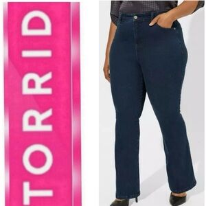 NWT! Torrid Feel The Fit -Trio Slim Boot Jeans Size 16-20 Short